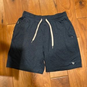 Vuori Mens Shorts Size S